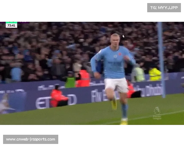 哈兰德点球破门后仰天怒吼，150球里程碑告慰德罗巴